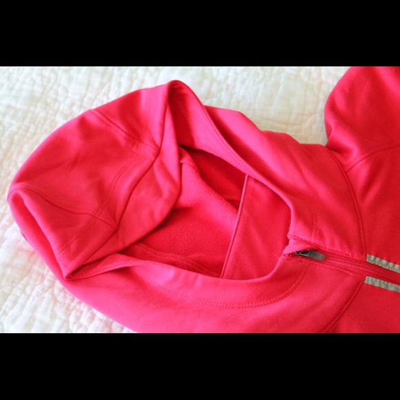 Nike Dri-fit Half Zip Hoodie - Picture 5 of 6